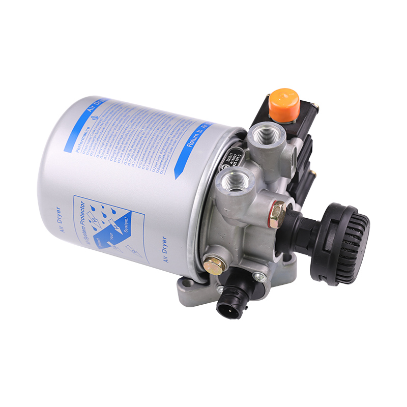 What is the difference between an air dryer filter and an air dryer